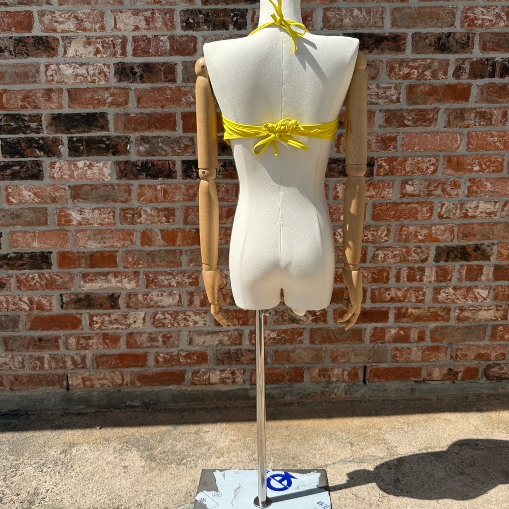 Yellow Crocheted 🧶 Floral Crop Top / XS / Excellent condition - Picture 8 of 9